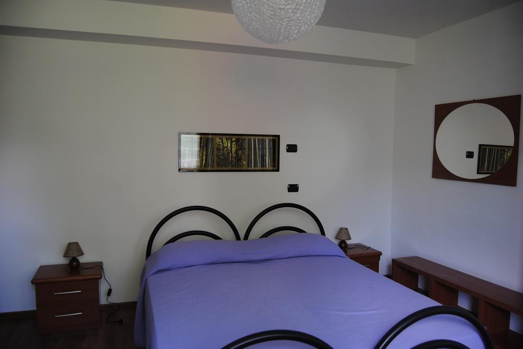 B&B Sosta Sul Lago Lezzeno Exterior foto